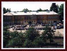 Budynek szkoły 2002r.